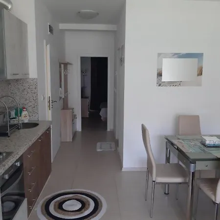 релакс в грийн лайф,созопол Appartement