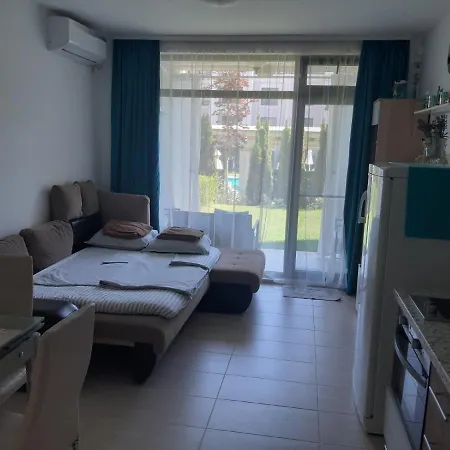 релакс в грийн лайф,созопол Appartement