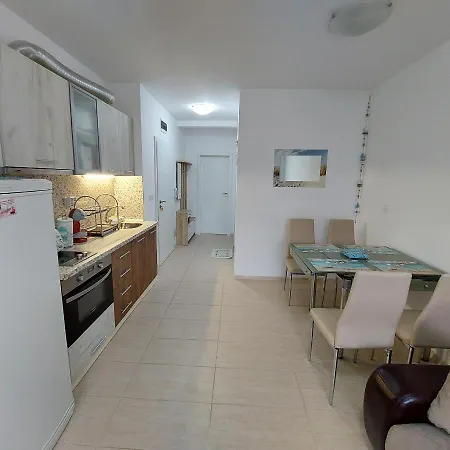 релакс в грийн лайф,созопол Appartement